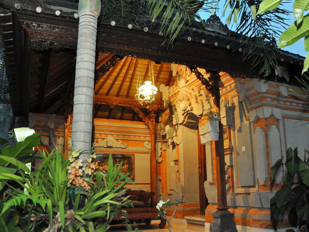 Dewi Antara Homestay Ubud Esterno foto
