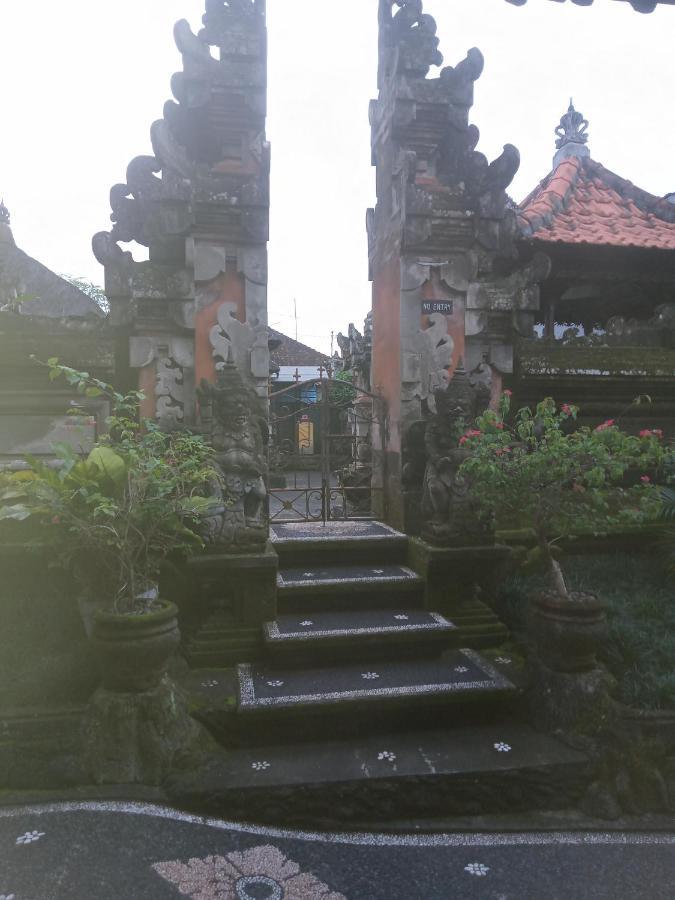 Dewi Antara Homestay Ubud Esterno foto