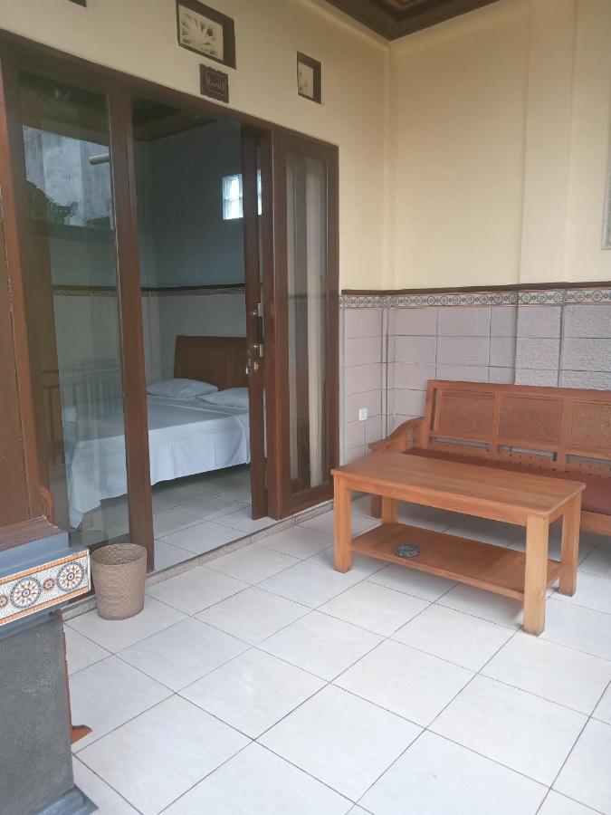 Dewi Antara Homestay Ubud Esterno foto