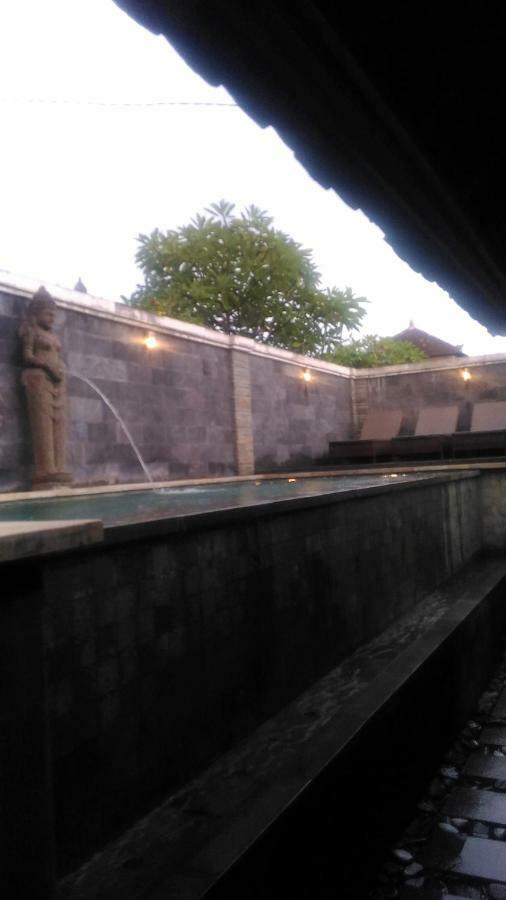 Dewi Antara Homestay Ubud Esterno foto