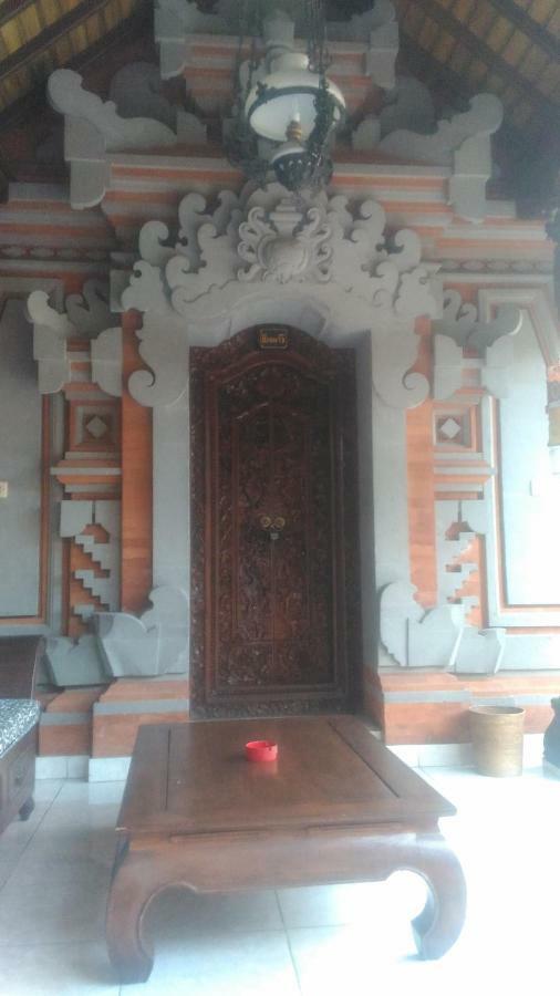 Dewi Antara Homestay Ubud Esterno foto